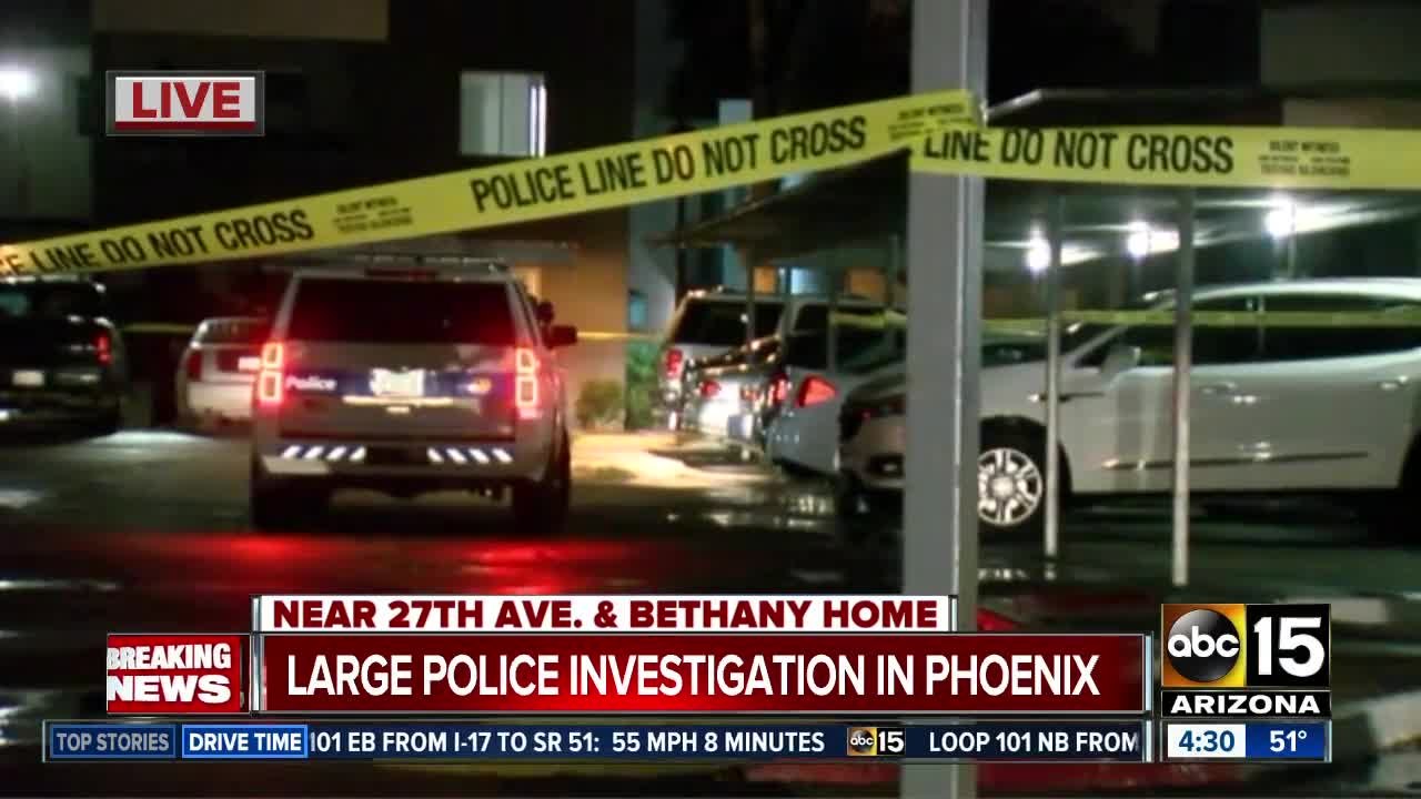 Police investigating two shootings in Phoenix o...