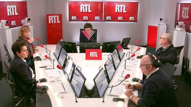Les actualités de 12h30 - Un élu MoDem offre des camemberts aux députés