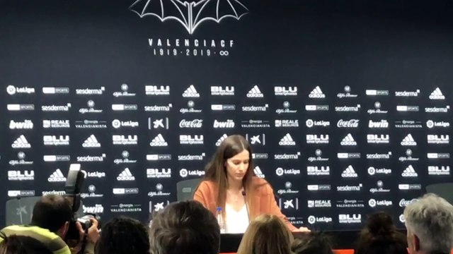 Andrea Esteban Anuncia su Adiós entre Lágrimas