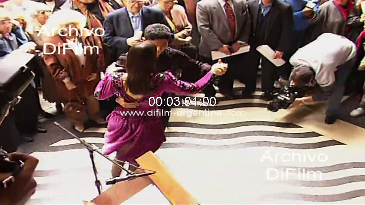 Homenaje a Jorge Luis Borges en la calle Maipu - Galeria del Este 1996