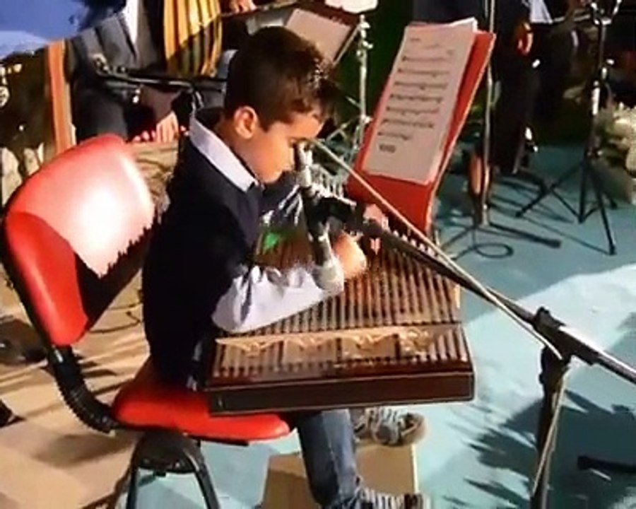 Kabiliyet Doğuştan Gelir Dedikleri Bu Olsa Gerek.. Helal Olsun Sana Aslan Parçası