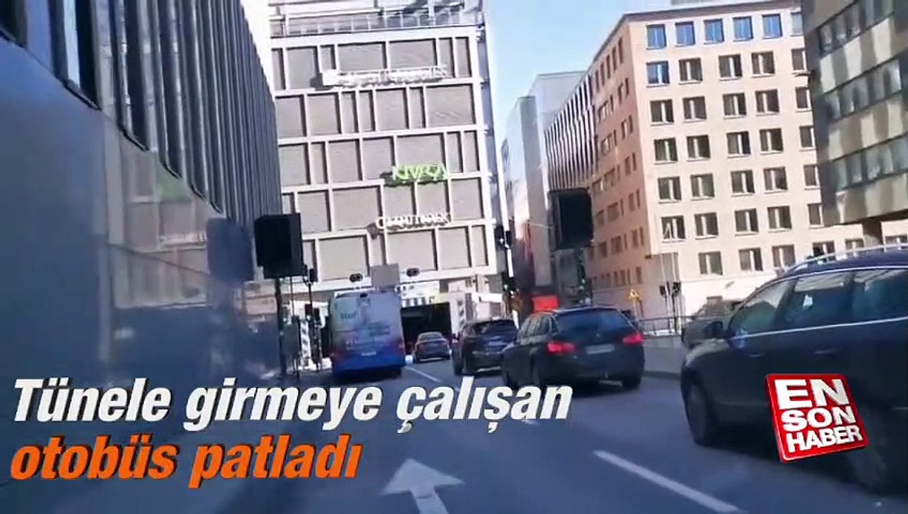 Tünele girmeye çalışan otobüs patladı
