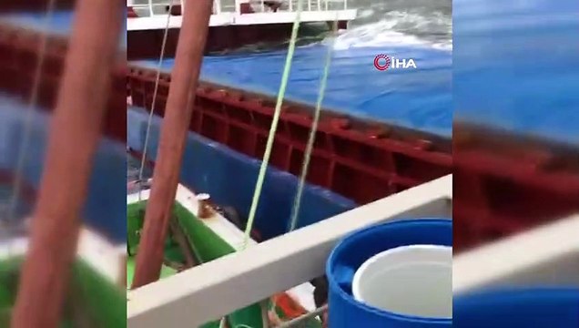 Marmara Adası'nda kuru yük gemisi battı... Mürettebat böyle kurtarıldı
