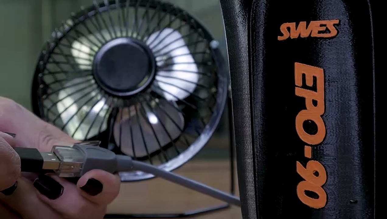 USB devices powered by EPO-90 the liquid-activated emergency power source