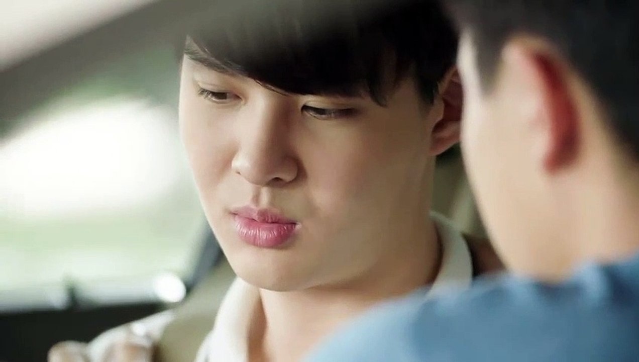 Official Highlight บังเอิญรัก Love by Chance Ep.4 จูบแรก