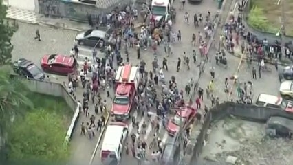 브라질 학교서 총기 난사...30여 명 사상 / YTN
