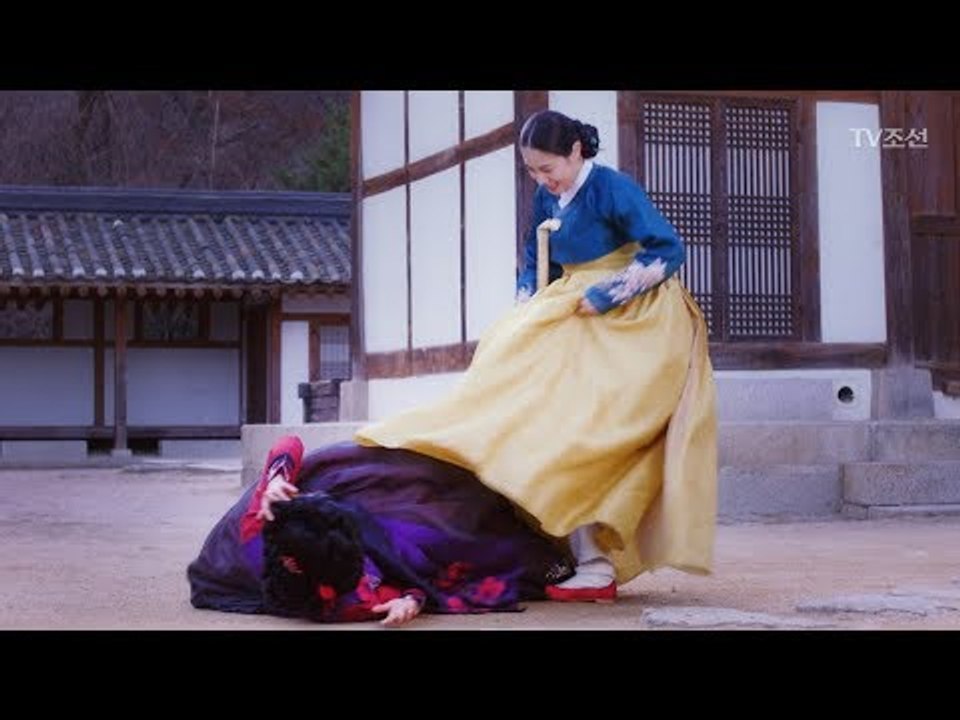 류효영, 추수현 폭행하며 드러낸 야망 “나 정1품 군부인이야!” [대군 – 사랑을 그...