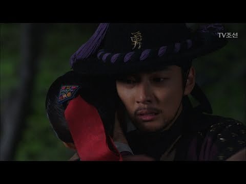 “절 믿으세요” 남겠다는 진세연, 윤시윤과 뜨거운 포옹 [대군 – 사랑을 그리다 16회] 20180422