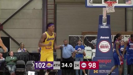Jemerrio Jones Posts 14 points & 15 rebounds vs. Grand Rapids Drive