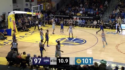Chinanu Onuaku Posts 21 points & 14 rebounds vs. Santa Cruz Warriors