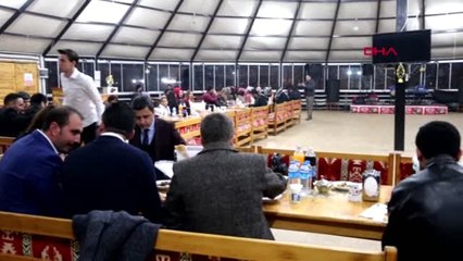 Muş - Varto'da Kıl Çadırda Halaylı Tıp Bayramı Kutlaması