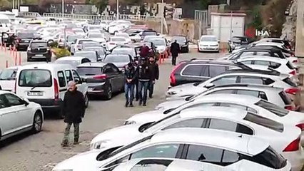 Gençlere uyuşturucu satarken yakalandı: 1 gözaltı