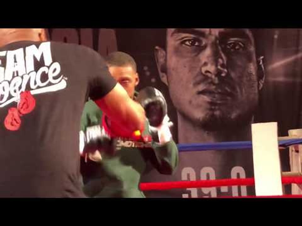 Errol Spence CRACKS PADS for DALLAS FANS!