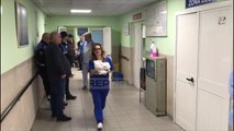 Report TV - Dhunohet mjeku te spitali i Lezhës, policia mbërrin në vendin e ngjarjes