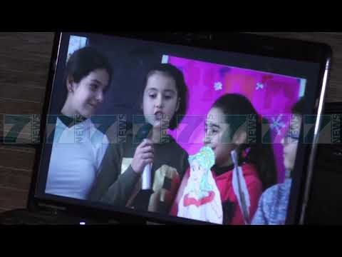 ATMOSFERE FESTIVE NE SHKOLLAT E VENDIT NE DITEN E MESUESVE - News, Lajme - Kanali 7