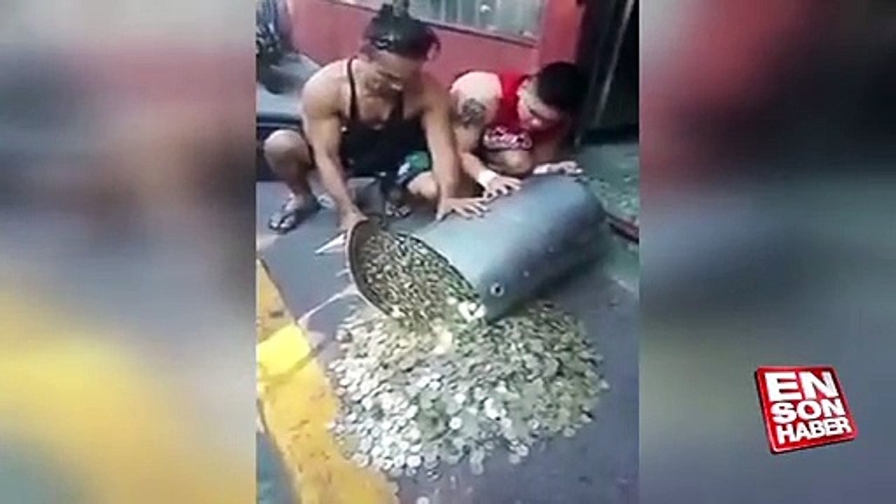 Dünyanın en dolu kumbarası