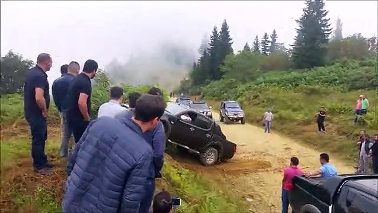 OFF ROAD Nissan Mitsubishi Suzuki Ssagyoung