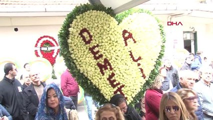 İzmir Zafer Çika ya Veda