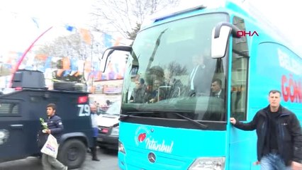 Dha İstanbul - Yıldırım Sultangazi'de Esnafı Selamladı, Hastaneyi Ziyaret Etti