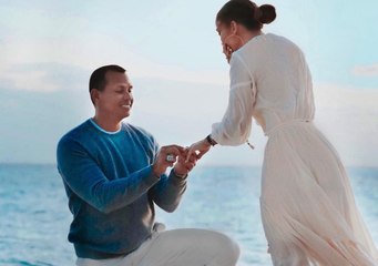 فيديو اكتشفوا اسم المصمم العربي لخاتم خطوبة جينيفر لوبيز.. وهذا ثمنه