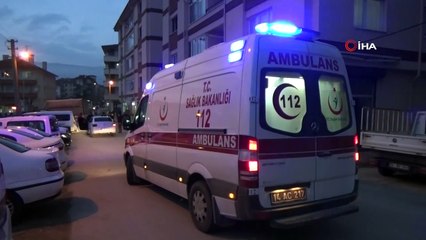 Alacaklısını evinin önünde tüfekle vurarak yaraladı