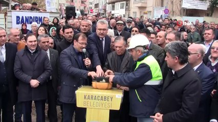Karacabey'de katlı otoparkın temeli atıldı