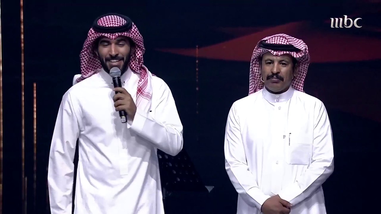 محمد البلوي يجبر ناصر القحطاني على التصفيق