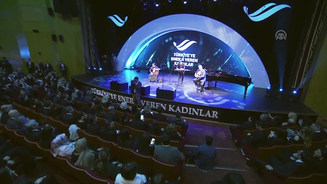 'Türkiye’ye Enerji Veren Kadınlar Ödül Töreni' - Fatih Erkoç Konseri - İSTANBUL