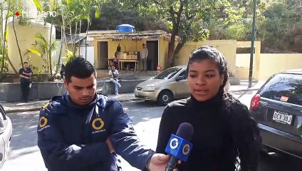 Karla Ramos familiar de detenidos por saqueos