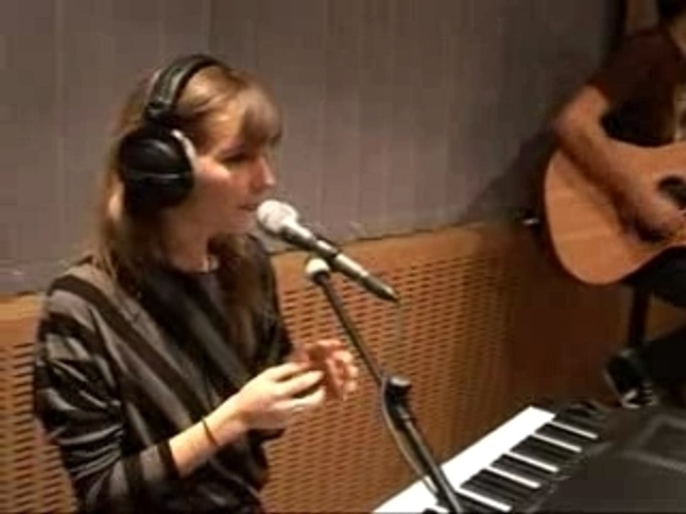 Cocoon - vultures - live virgin radio 09.01.2008