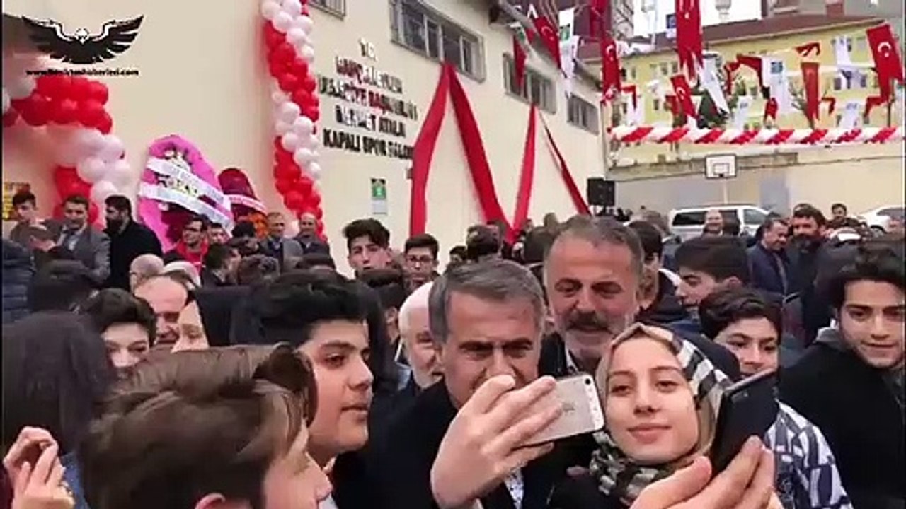 Şenol Güneşe büyük ilgi