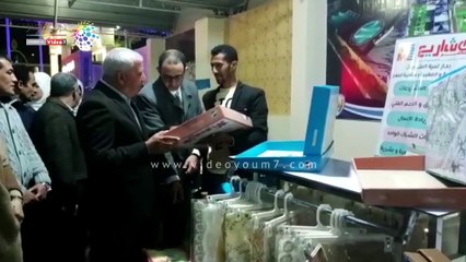 محافظ مطروح يفتتح معرض منتجات المرأة والشباب