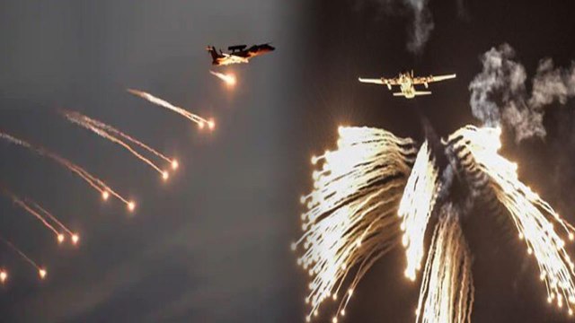 Pakistan Border पर जब आधी रात को गरजे Indian Air Force के Fighter Jet | वनइंडिया हिंदी