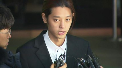 정준영, 휴대전화 3대 제출...'황금폰' 포함 / YTN