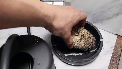 النبتة المعجزة.. عشبة صحراوية تعود من الموت ويطلق عليها كف مريم