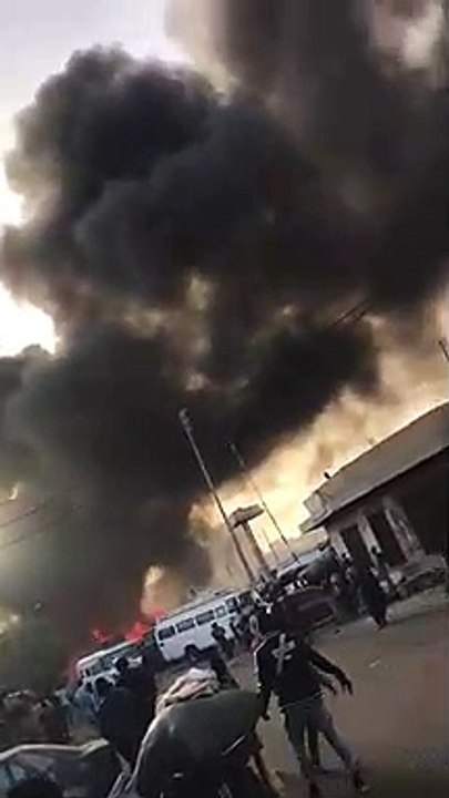Violent incendie au marché Petersen