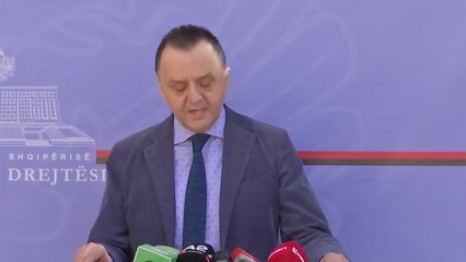 META KALON NË HESHTJE LIGJIN PËR KADASTRËN, LAME DO NDREQIM KATRAHURËN ME PRONAT