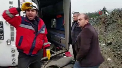 Bursa Keles Karayolunda otobüs kazası meydana geldi. Kazada çok sayıda yaralı olduğu öğrenildi.