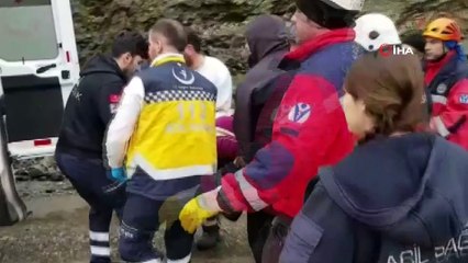 Cenazeye giden otobüs yan yattı: 35 yaralı