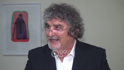 Ora News - Lin Delija 'kthehet' në Shkodër pas 71 vitesh në arrati