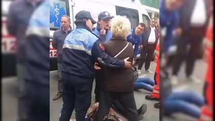 SHKOJNË T’IU PRISHIN BANESAT, BANORËT SHTRIHEN NË RRUGË