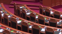 Opozitës ne parlament i shtohen edhe dy deputete