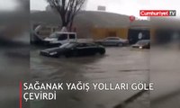 Başkent'te sağanak yağış yolları göle çevirdi