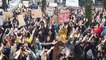 Besançon : les collégiens, lycéens et étudiants font du bruit pour la planète place Granvelle