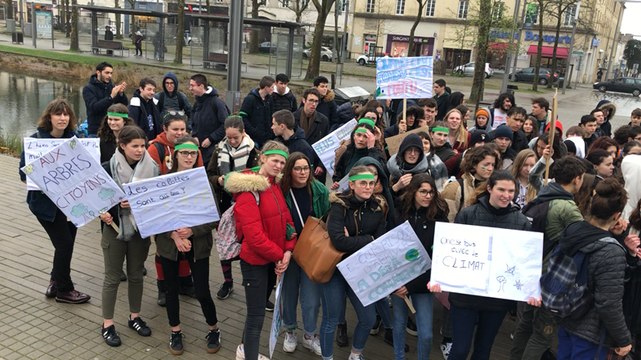 Les lycéens et étudiants réunis pour le climat