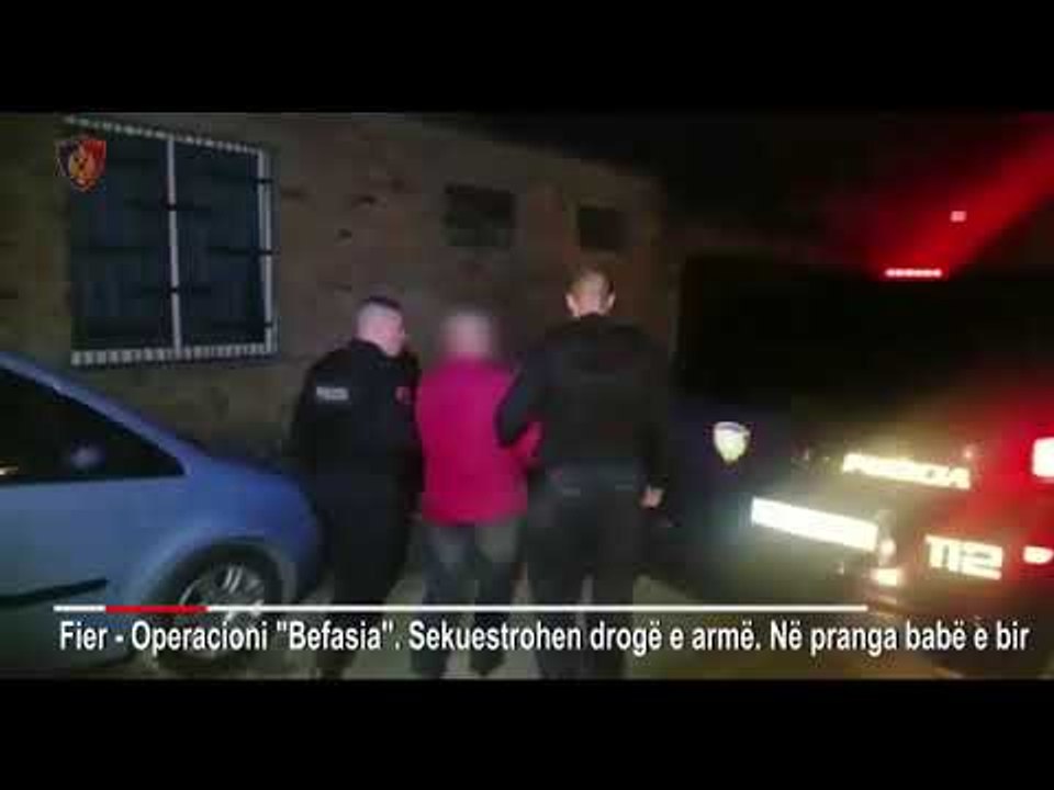 Ora News – Drogë çokollatë dhe kokainë, arrestohen babë e bir në Patos