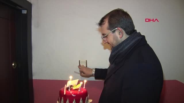 AK Parti Güngören Belediye Başkan Adayı Demir'den Doğum Günü Sürprizi