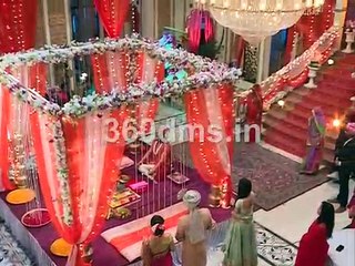 SITARA | Watch How Vrinda Take Daughter Sitara On Mandap | सितारा