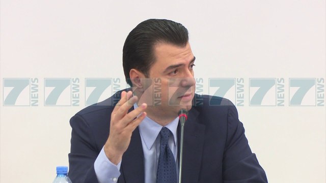 KRYETARI I PD LULZIM BASHA TAKOHET ME ARTISTET - News, Lajme - Kanali 7