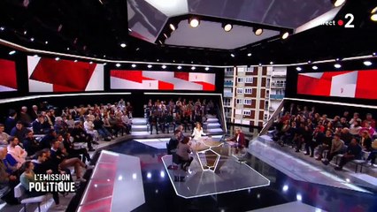 "Mais ce n'est pas possible !" : Léa Salamé dépassée par l'échange entre Marine Le Pen et la maire d'Aubervilliers